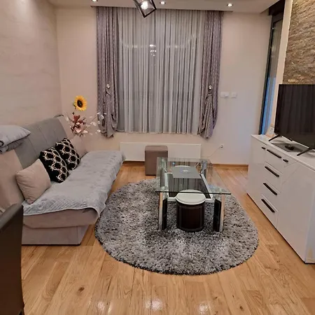 Apartment Iskra *